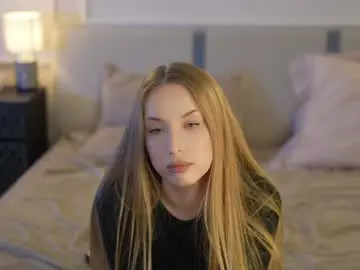 Chaturbate Sex Cam of kira0541
