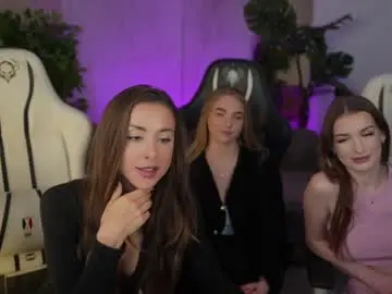 Chaturbate Watch Live Sex Cams of kira0541