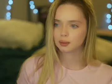 Chaturbate Free Porn Cam of kira0541