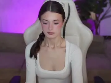 Chaturbate Watch Live Sex Cams of kira0541