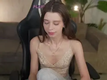 Chaturbate Nude Webcam of kira0541