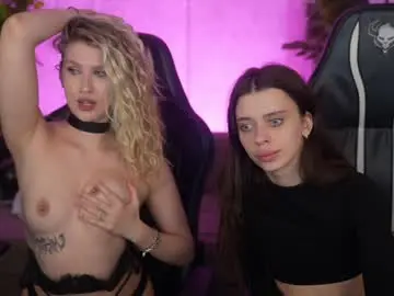 Chaturbate Nude Webcam of kira0541