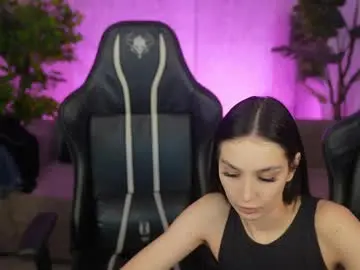 Chaturbate Nude Webcam of kira0541