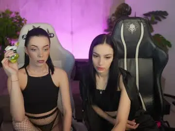 Chaturbate Nude Webcam of kira0541