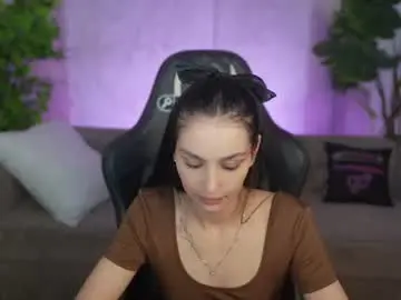 Chaturbate Live Sex Cam of kira0541