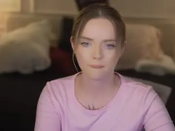 Chaturbate Nude Webcam of kira0541