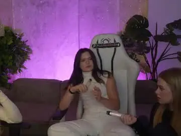 Chaturbate Live Sex of kira0541