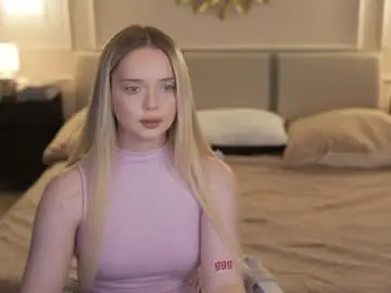 Chaturbate Best live sex cam show of kira0541