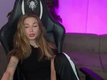 Chaturbate Free Porn Cam of kira0541