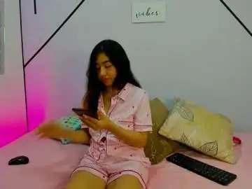 Chaturbate Live Sex Cam of lisa_white_