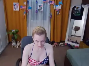 Chaturbate Live Sex Cam of evelynreagan
