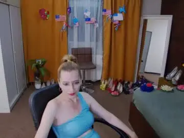 Chaturbate Adult Webcams of evelynreagan