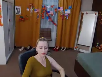 Chaturbate Watch Live Sex Cams of evelynreagan
