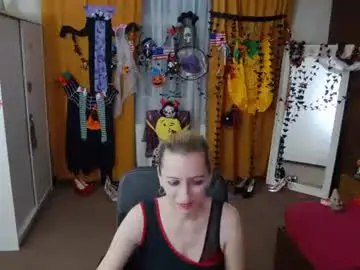 Chaturbate Adult Video Chat of evelynreagan