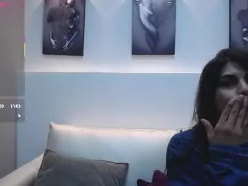 Chaturbate Sex Chat of melodiroux_