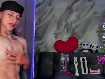 Chaturbate Free Live Porn of amber_adams_