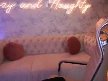 Chaturbate Live Sex of curlycandyxx