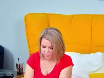 Chaturbate Free Porn Cam of adeleravelle