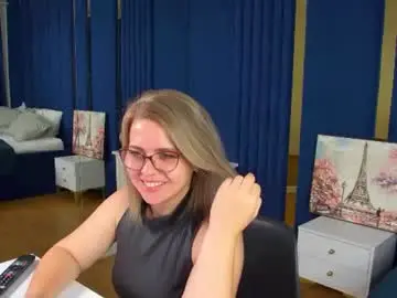 Chaturbate Watch Live Sex Cams of adeleravelle