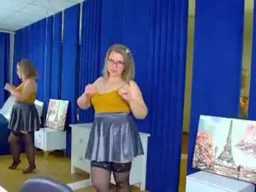 Chaturbate Best Webcam of adeleravelle