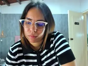 Chaturbate Live Sex Cam of lissa_jhonsoon