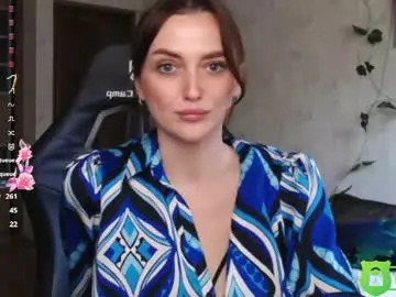 Chaturbate Live Sex Cam of sheslike_firstlove