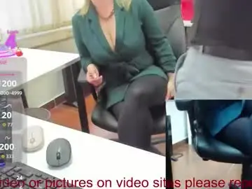 Chaturbate Live Sex Cam of milf_viktoria