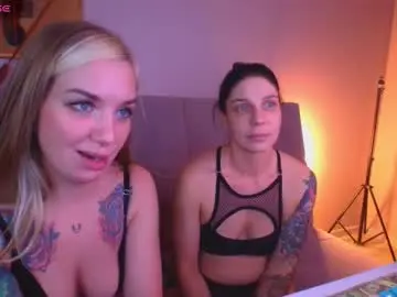 Chaturbate Adult Video Chat of simona_moonshine