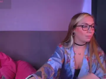 Chaturbate Free Live Porn of simona_moonshine