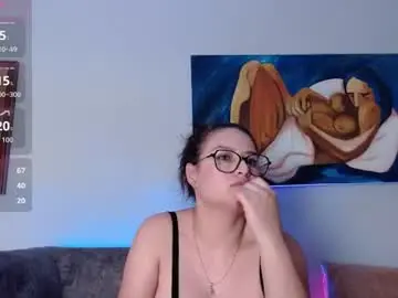 Chaturbate Adult Video Chat of esmeraldahills