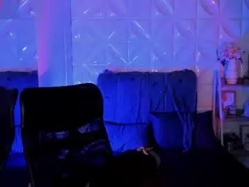 Chaturbate Live Sex Cam of amberthomsonn