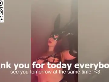 Chaturbate Live Sex Cam of cherry_pie_88