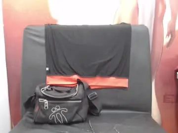 Chaturbate Live Sex of laura_hotyy