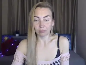 Chaturbate Adult Video Chat of ay_kiss_jully