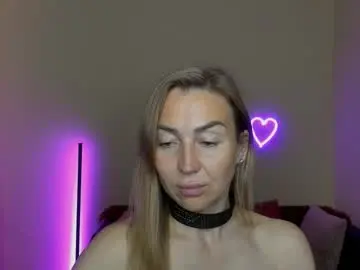 Chaturbate Sex Cam of ay_kiss_jully