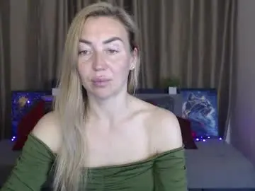 Chaturbate Adult Video Chat of ay_kiss_jully