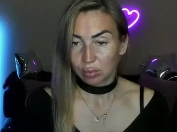 Chaturbate Sex Cam of ay_kiss_jully