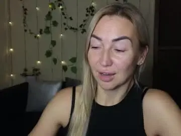 Chaturbate Live Sex of ay_kiss_jully