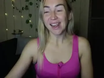 Chaturbate Sex Chat of ay_kiss_jully