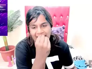 Chaturbate Free Live Porn of strawberry_lipz