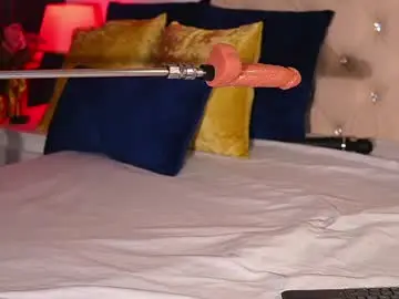 Chaturbate Free Live Porn of caroline_adams_