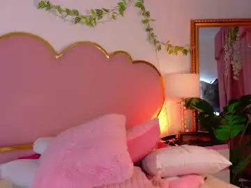 Chaturbate Best live sex cam show of emmacrush