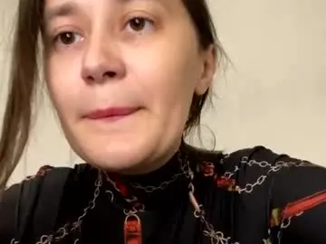 Chaturbate Live Sex Cam of mesmerizing_hypn0_goddess