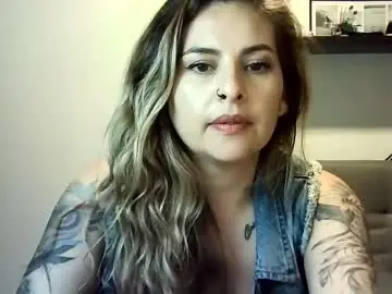 Chaturbate Sex Cam of valery__rouse_
