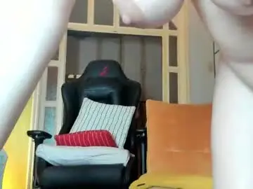 Chaturbate Free Porn Cam of anngray1