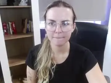 Chaturbate Live Sex Cam of blackrosezoey