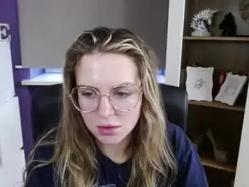 Chaturbate Adult Video Chat of blackrosezoey