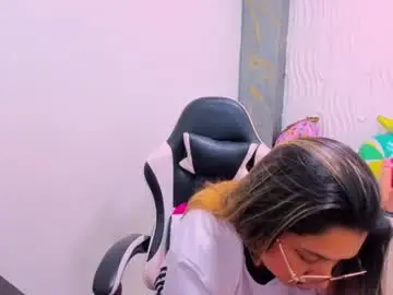 Chaturbate Best live sex cam show of melisa_14