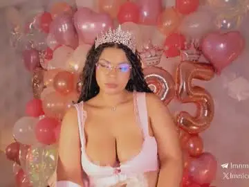 Chaturbate Live Sex Cam of nicolemorelli2