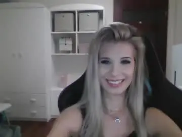 Chaturbate Watch Live Sex Cams of kristineamore